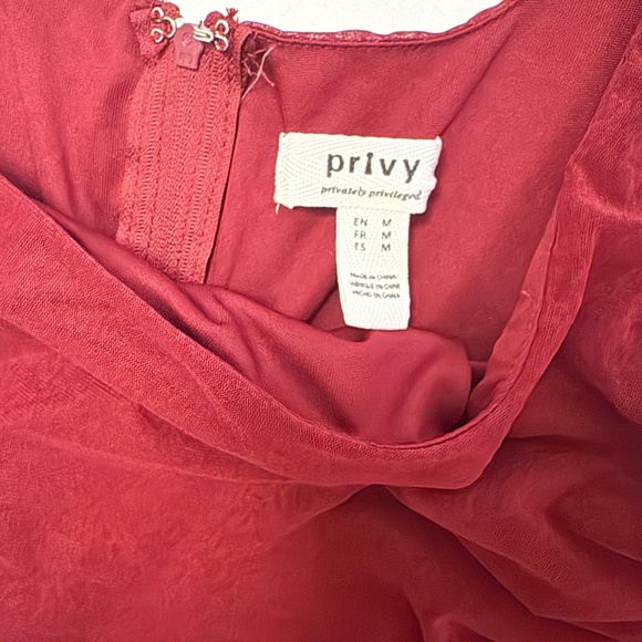 Burgundy dress - Picture 3 of 4